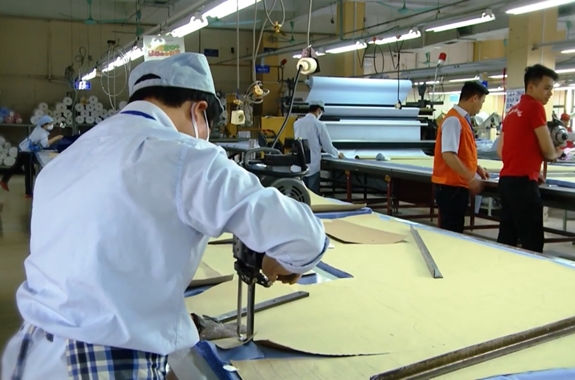 Với quy tắc xuất xứ hàng hóa, hàng dệt may Việt Nam được hưởng lợi lớn từ thuế xuất.